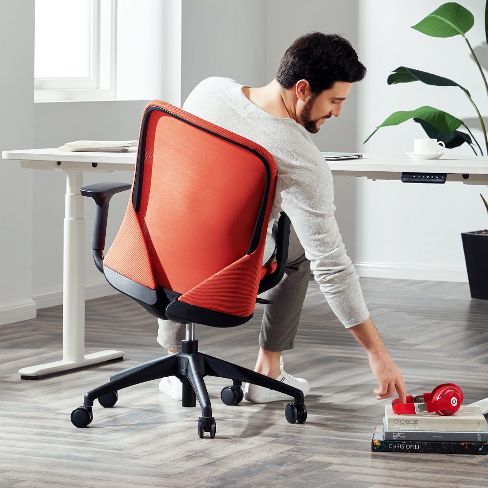 Avesa Chair