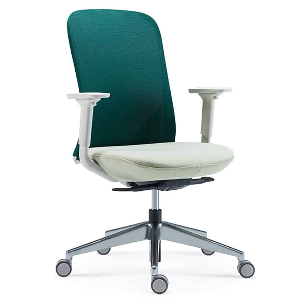 Avesa Chair