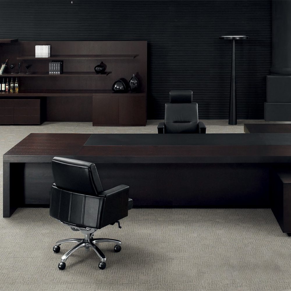 Leading Desk