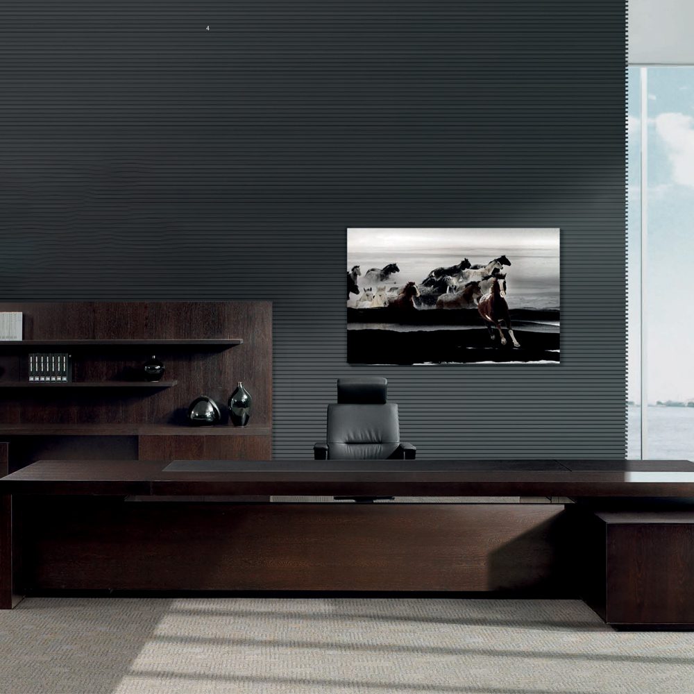 Leading Desk