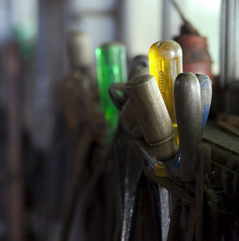 How to Convert a Rolling Chair Into a Stationary Chair